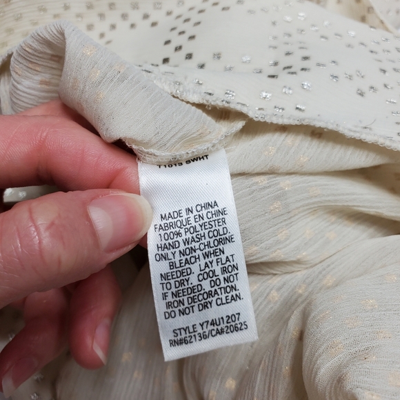 GUESS Party Boho Peasant Shirt Champaign Gold Scooping Neck Open Back Small - Picture 6 of 7